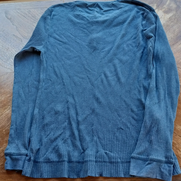 Kenneth Cole Long Sleeve!!!! - Picture 7 of 7